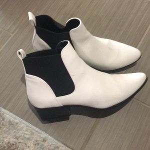 white pointed toe boots